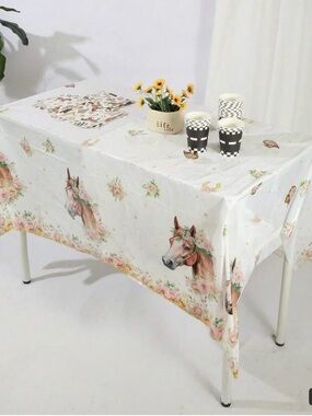 NWT Horse Tablecloth (x3) & Horse Backdrop for Party